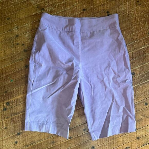 Chico’s So Slimming lavender Bermuda stretch 0.5/S shorts - Picture 1 of 3
